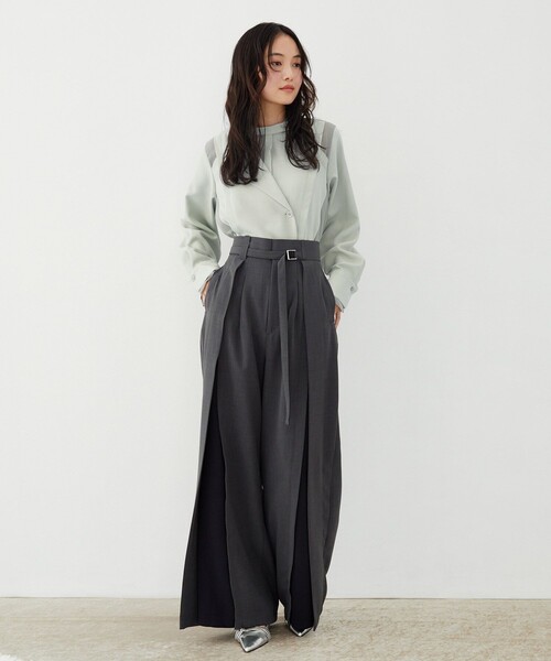 UNITED TOKYO(ユナイテッドトウキョウ)の「【新作】ラップレイヤーワイドパンツ|ウォッシャブル/セットアップ/オフィスカジュアル/オケージョン/防シワ/吸水速乾/春服(スラックス・レディース・ベージュ/グレー・2/1)」の12枚目の写真