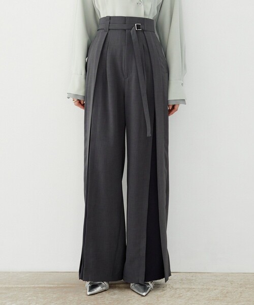 UNITED TOKYO(ユナイテッドトウキョウ)の「【新作】ラップレイヤーワイドパンツ|ウォッシャブル/セットアップ/オフィスカジュアル/オケージョン/防シワ/吸水速乾/春服(スラックス・レディース・ベージュ/グレー・2/1)」の14枚目の写真