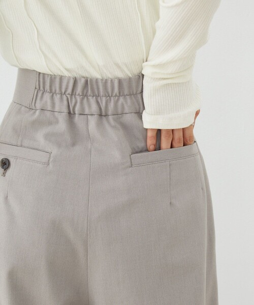 UNITED TOKYO(ユナイテッドトウキョウ)の「【新作】ラップレイヤーワイドパンツ|ウォッシャブル/セットアップ/オフィスカジュアル/オケージョン/防シワ/吸水速乾/春服(スラックス・レディース・ベージュ/グレー・2/1)」の8枚目の写真