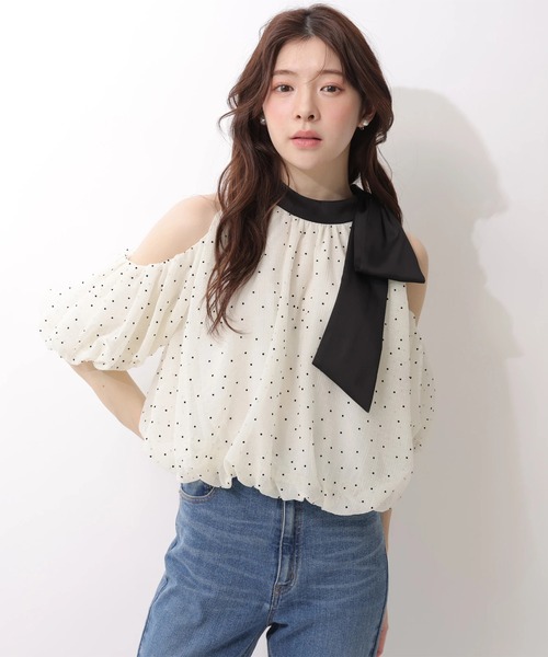 Rirandture(リランドチュール)の「リボンネックオフショルブラウス(シャツ/ブラウス・レディース・ホワイト系その他・2/1)」の4枚目の写真