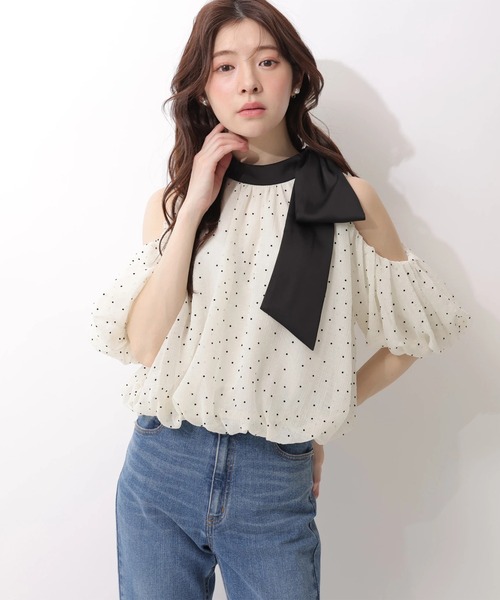 Rirandture(リランドチュール)の「リボンネックオフショルブラウス(シャツ/ブラウス・レディース・ホワイト系その他・2/1)」の5枚目の写真