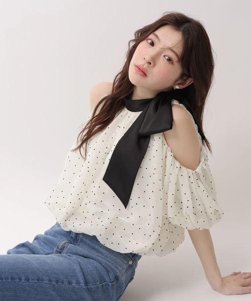 Rirandture(リランドチュール)の「リボンネックオフショルブラウス(シャツ/ブラウス・レディース・ホワイト系その他・2/1)」の8枚目の写真