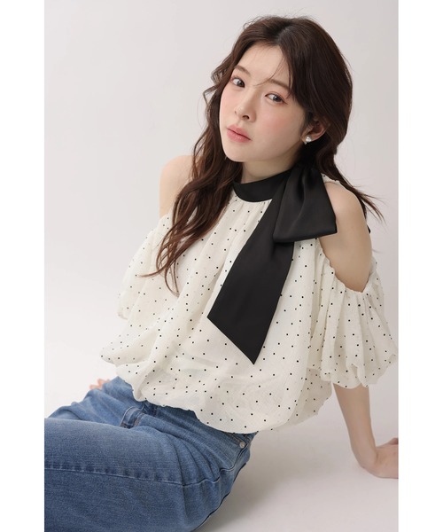 Rirandture(リランドチュール)の「リボンネックオフショルブラウス(シャツ/ブラウス・レディース・ホワイト系その他・2/1)」の9枚目の写真