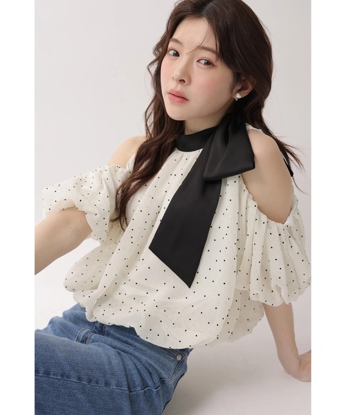 Rirandture(リランドチュール)の「リボンネックオフショルブラウス(シャツ/ブラウス・レディース・ホワイト系その他・2/1)」の10枚目の写真