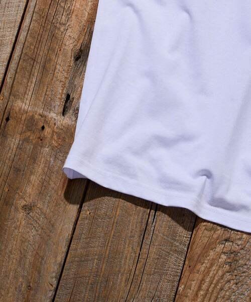 FREAK'S STORE（フリークスストア）の「限定展開 KAVU×FREAK'S STORE カブー 別注 ビッグシルエット バックフォトプリント Tシャツ CAR（Tシャツ/カットソー・メンズ・ホワイト/スミクロ/アッシュグレー/グレイッシュベージュ・LARGE/MEDIUM/SMALL）」の8枚目の写真