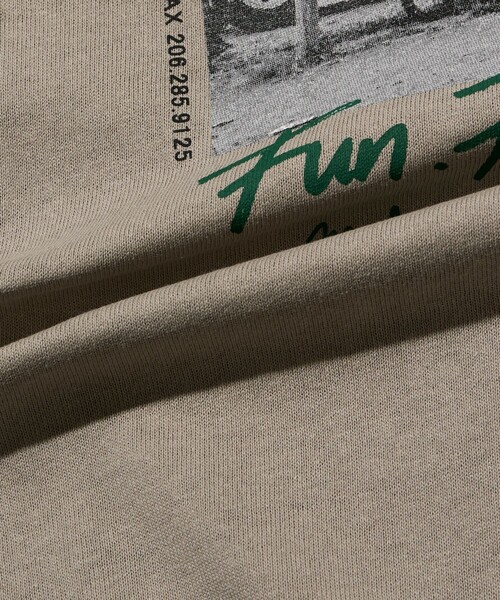 FREAK'S STORE（フリークスストア）の「限定展開 KAVU×FREAK'S STORE カブー 別注 ビッグシルエット バックフォトプリント Tシャツ CAR（Tシャツ/カットソー・メンズ・ホワイト/スミクロ/アッシュグレー/グレイッシュベージュ・LARGE/MEDIUM/SMALL）」の14枚目の写真
