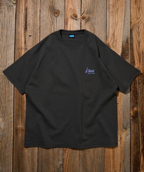 FREAK'S STORE（フリークスストア）の「限定展開 KAVU×FREAK'S STORE カブー 別注 ビッグシルエット バックフォトプリント Tシャツ CAR（Tシャツ/カットソー・メンズ・ホワイト/スミクロ/アッシュグレー/グレイッシュベージュ・LARGE/MEDIUM/SMALL）」の19枚目の写真
