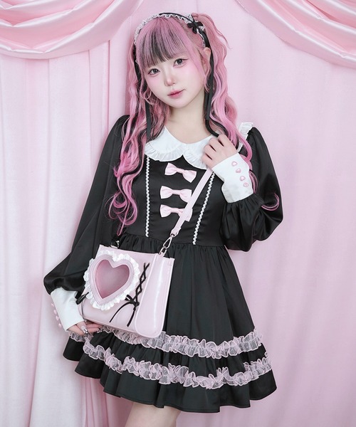 Magia Charm(マギアチャーム)の「ハート窓付きショルダーバッグ / 推し活バッグ クリアポケット 合皮(ショルダーバッグ・レディース・ブラック/ピンク・F)」の5枚目の写真