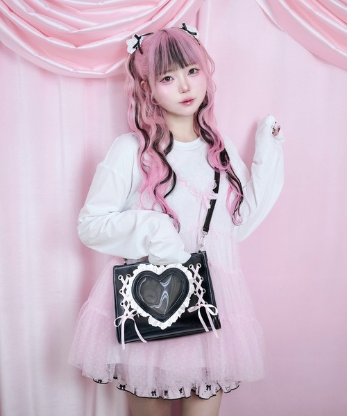 Magia Charm(マギアチャーム)の「ハート窓付きショルダーバッグ / 推し活バッグ クリアポケット 合皮(ショルダーバッグ・レディース・ブラック/ピンク・F)」の3枚目の写真