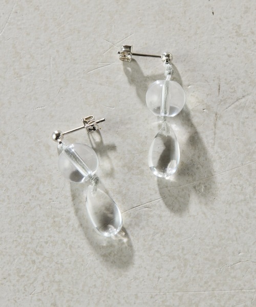 COLLAGE GALLARDAGALANTE(コラージュガリャルダガランテ)の「PAPILLONNER/クリアドロップピアス(ピアス(両耳用)・レディース・クリア・FREE)」の2枚目の写真