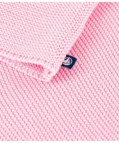 PETIT BATEAU(プチバトー)の「ガーター編みニットカーディガン(カーディガン/ボレロ・キッズ・ライトピンク/ライトブルー・6MONTH/12MONTH/18MONTH)」の5枚目の写真