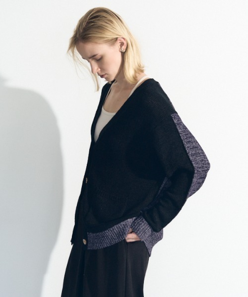 Muel Chic(ミュエルシック)の「Miyora knit cardigan ミヨラニットカーディガン(カーディガン/ボレロ・レディース・ブラック/オフホワイト/ブルー・FREE)」の3枚目の写真