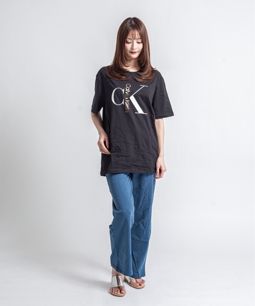 Calvin Klein(カルバン・クライン)の「【CALVIN KLEIN】ロゴTシャツ 半袖 シンプル クルーネック(Tシャツ/カットソー・メンズ・ホワイト/ブラック・SMALL/MEDIUM/LARGE/X-LARGE)」の21枚目の写真