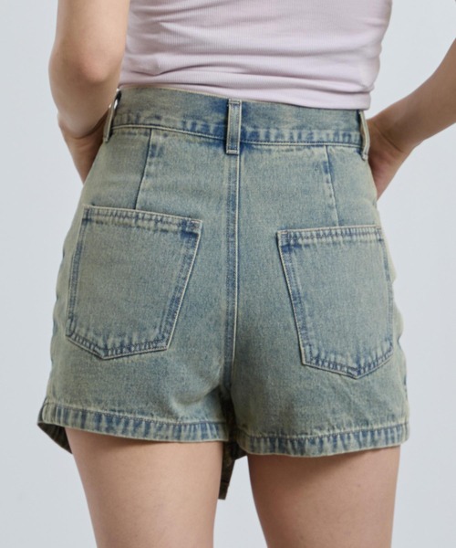 ANAP(アナップ)の「クロスウエスト ラップ デニム ショートパンツ(デニムパンツ・レディース・ブルー/ライトブルー・S/M)」の4枚目の写真