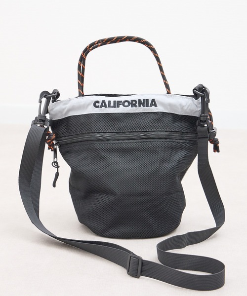 MEI（メイ）の「ST: MEI メイ　BOTTOM LINE SHOULDER ボトルショルダーバッグ（ショルダーバッグ・レディース・ライトグレー/ブラック/ベージュ・FREE）」の12枚目の写真