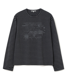 Millo Archive（ミロ アーカイブ）の「グリッチドテキストストライプロングスリーブ[チャコール]（Tシャツ/カットソー）」