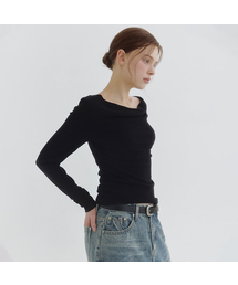MICANE（ミケーネ）の「アリヤアシンメトリカルカフネックT（Tシャツ/カットソー）」