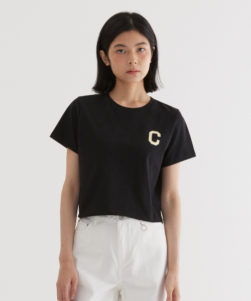COVERNAT(カバーナット)の「(W) CロゴクロップTシャツ ブラック(Tシャツ/カットソー・レディース・その他・WS/WM)」の1枚目の写真