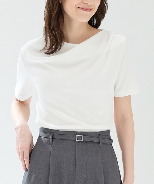Honeys（ハニーズ）の「【ハニさら・接触冷感・ＵＶカット・遮熱】ドレープトップス（Tシャツ/カットソー・レディース・イエロー/モカ/アイボリー/ブラック・L/LL/M/S）」の2枚目の写真