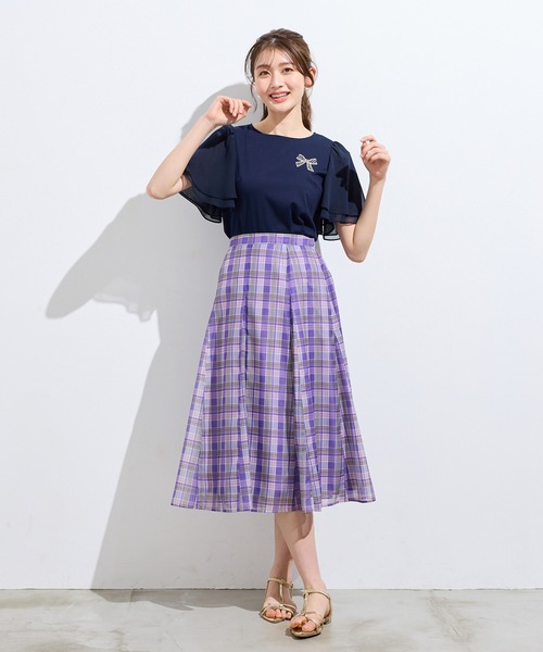 Rose Tiara（ローズティアラ）の「【接触冷感/綿100%】リボンワッペンフレア袖カットソー（Tシャツ/カットソー・レディース・ネイビー/ピンク/グリーン/オフホワイト・38/42/46）」の11枚目の写真