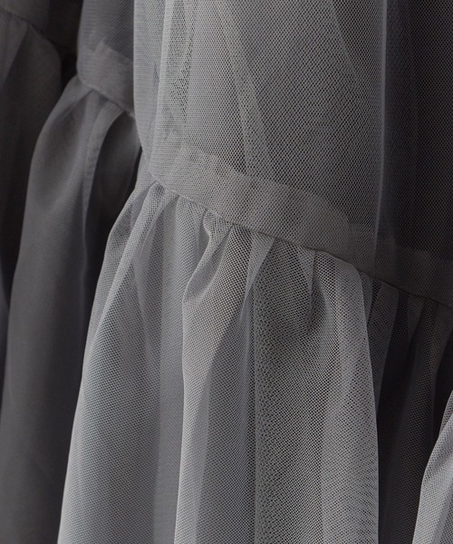 Chick（チック）の「Elastic-Waist Gathered A-Line Lace Skirt / ウエストゴム付き ギャザーデザイン Aライン レーススカート 2026年春夏（スカート・レディース・ホワイト/チャコールグレー・FREE）」の5枚目の写真