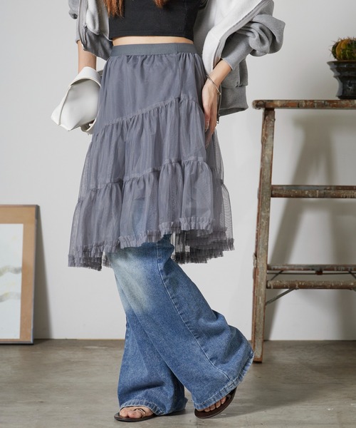 Chick（チック）の「Elastic-Waist Gathered A-Line Lace Skirt / ウエストゴム付き ギャザーデザイン Aライン レーススカート 2026年春夏（スカート・レディース・ホワイト/チャコールグレー・FREE）」の21枚目の写真