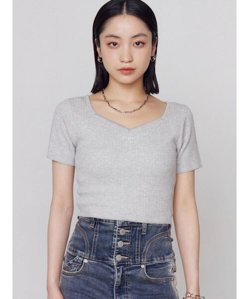 EMODA（エモダ）の「ビジューロゴニット（ニット/セーター・レディース・グレー/ホワイト/ピンク/ブラック・FREE）」の15枚目の写真