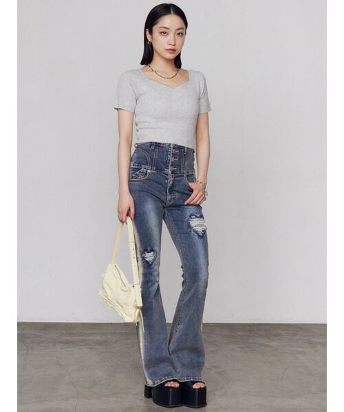 EMODA（エモダ）の「ビジューロゴニット（ニット/セーター・レディース・グレー/ホワイト/ピンク/ブラック・FREE）」の17枚目の写真