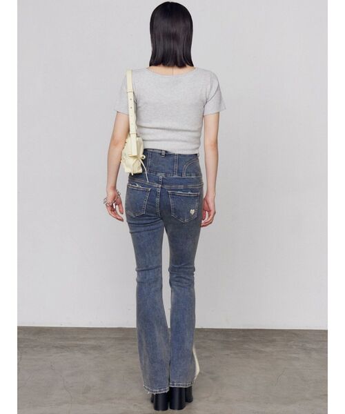 EMODA（エモダ）の「ビジューロゴニット（ニット/セーター・レディース・グレー/ホワイト/ピンク/ブラック・FREE）」の19枚目の写真