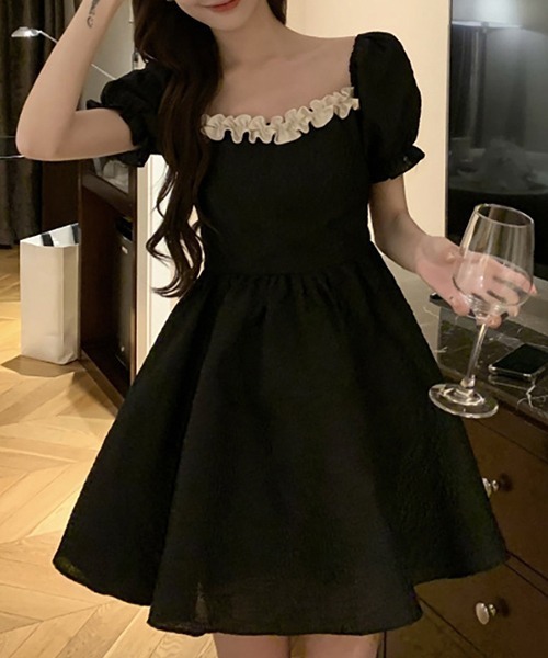 gossip!ロサンゼルス(ゴシップロサンゼルス)の「YUGA バックシャン ミニワンピース(ワンピース・レディース・ブラック・M/L)」の1枚目の写真