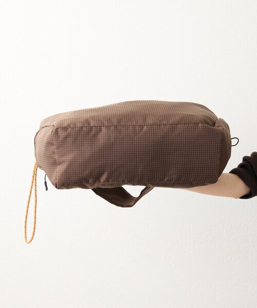 ear PAPILLONNER（イアパピヨネ）の「ビッグショルダーバッグ《A4サイズ対応》（ショルダーバッグ・レディース・ブルー/ブラウン・FREE）」の9枚目の写真