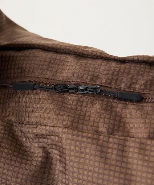 ear PAPILLONNER（イアパピヨネ）の「ビッグショルダーバッグ《A4サイズ対応》（ショルダーバッグ・レディース・ブルー/ブラウン・FREE）」の13枚目の写真