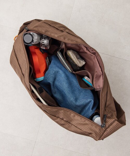 ear PAPILLONNER（イアパピヨネ）の「ビッグショルダーバッグ《A4サイズ対応》（ショルダーバッグ・レディース・ブルー/ブラウン・FREE）」の18枚目の写真