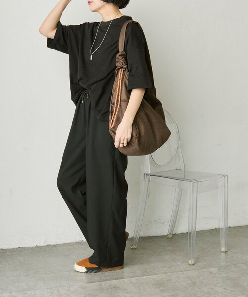 ear PAPILLONNER（イアパピヨネ）の「ビッグショルダーバッグ《A4サイズ対応》（ショルダーバッグ・レディース・ブルー/ブラウン・FREE）」の21枚目の写真