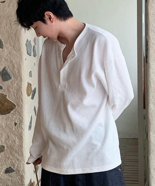 NOWLE（ノウル）の「【NOWLE】ヘンリーネック ワッフル ルーズ ロンT / ライトサーマル カットソー（Tシャツ/カットソー・メンズ・ブラック/ホワイト・MEDIUM/LARGE/X-LARGE）」の13枚目の写真