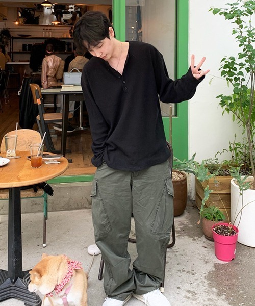 NOWLE（ノウル）の「【NOWLE】ヘンリーネック ワッフル ルーズ ロンT / ライトサーマル カットソー（Tシャツ/カットソー・メンズ・ブラック/ホワイト・MEDIUM/LARGE/X-LARGE）」の21枚目の写真