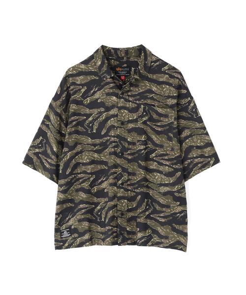 Alpha Industries(アルファインダストリーズ)の「Alpha Industries/アルファ インダストリーズ/SS CAMO RELAXED CAMP SHIRT/エスエス カモ リラックスド キャンプ シャツ(シャツ/ブラウス・メンズ・その他24/その他2・L/M/S/XL)」の2枚目の写真