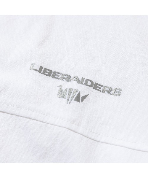 Liberaiders(リベレイダース)の「Liberaiders DOT AIR S/S PULLOVER(リベレイダース ドット エア ショートスリーブ プルオーバー)(スウェット・メンズ・ホワイト/ブラック・SMALL/MEDIUM/LARGE/X-LARGE)」の5枚目の写真