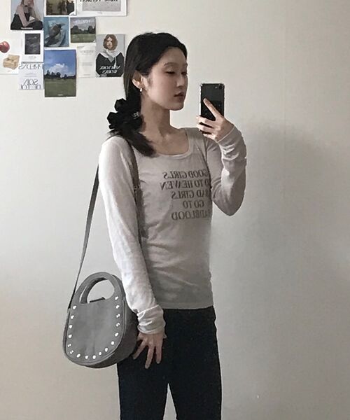 LENEE B(レニービー)の「ルント スタディッド クロスバッグ ヴィンテージグレー(メッセンジャーバッグ・レディース・その他・FREE)」の5枚目の写真