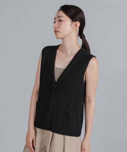 select MOCA Et(セレクトモカエト)の「【Et】Linen-touch V-neck vest(ベスト・レディース・ベージュ/カーキ/ブラック・FREE)」の2枚目の写真