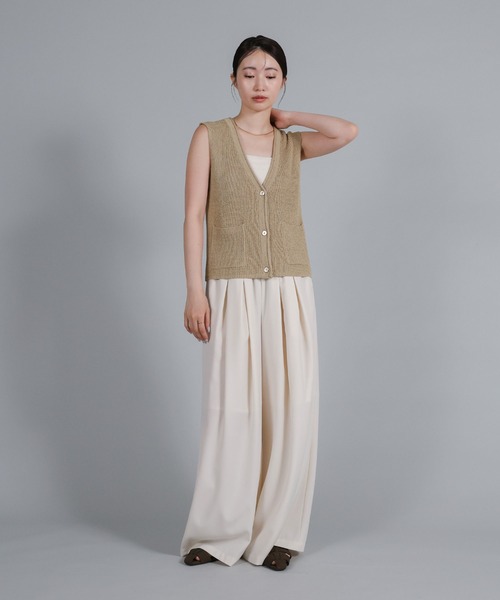 select MOCA Et(セレクトモカエト)の「【Et】Linen-touch V-neck vest(ベスト・レディース・ベージュ/カーキ/ブラック・FREE)」の22枚目の写真
