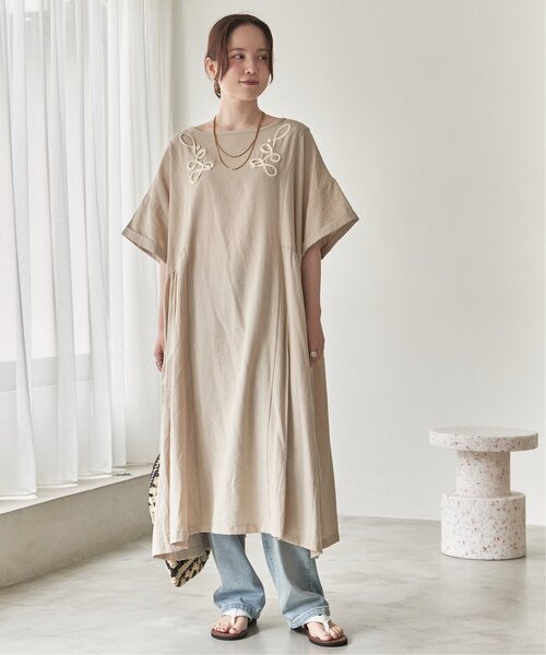 LBC(エルビーシー)の「コード刺繍ロングワンピース(ワンピース・レディース・ブラック/ベージュ/ブラウン・M)」の16枚目の写真