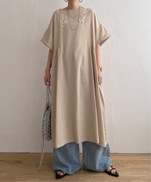 LBC(エルビーシー)の「コード刺繍ロングワンピース(ワンピース・レディース・ブラック/ベージュ/ブラウン・M)」の19枚目の写真