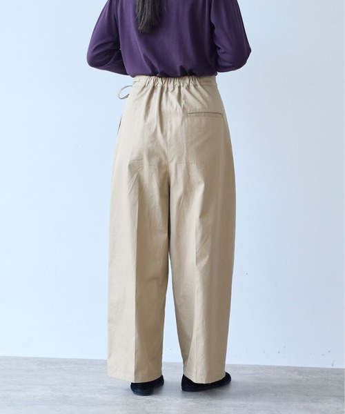 yuni(ユニ )の「master seed Cotton chino wrap pants(その他パンツ・レディース・ベージュ/アイボリー・M/S)」の11枚目の写真