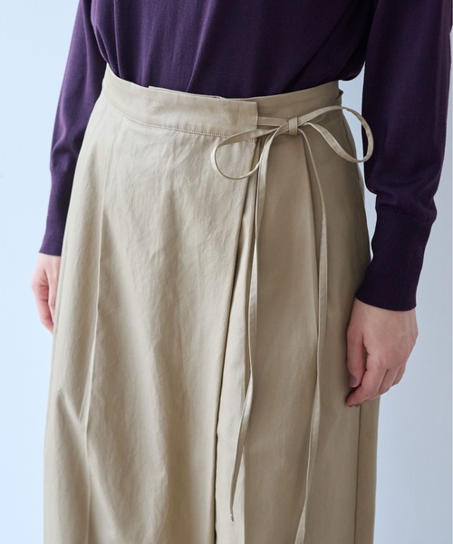 yuni(ユニ )の「master seed Cotton chino wrap pants(その他パンツ・レディース・ベージュ/アイボリー・M/S)」の15枚目の写真