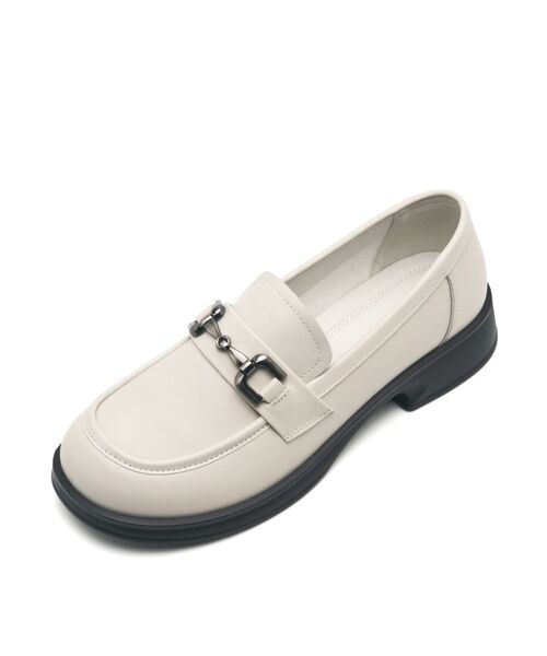 SPUR(シュプール)の「クラウドクラシックレザー ローファー 牛革ローファー 3.5cm -WS9012 (2カラー)(ローファー・レディース・アイボリー/ブラック・23cm/23.5cm/24cm/24.5cm/25cm)」の1枚目の写真