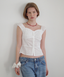 AFTERHOURS（アフターアワーズ）の「HEART NECK DOT BLOUSE (WHITE)（シャツ/ブラウス）」