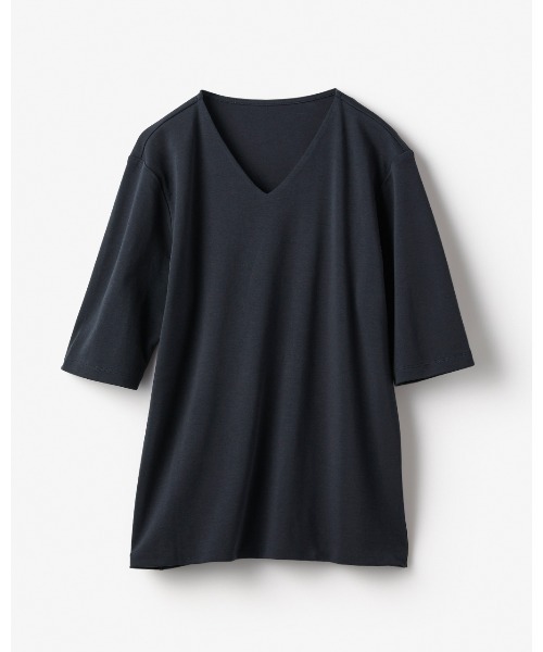 DoCLASSE( ドゥクラッセ)の「VネックN/5分袖・DoT(Tシャツ/カットソー・レディース・ライム/ダークネイビー/ライトグレー/チャコール/ブルー/ダークブラウン/ブラック/ホワイト・L/M/S/LL/3L)」の22枚目の写真