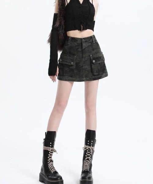 ＆soiree（アンドソワレ）の「迷彩柄カーゴミニスカート（スカート・レディース・ブラック・X-LARGE/LARGE/MEDIUM/SMALL/X-SMALL）」の5枚目の写真