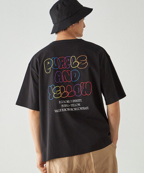 Purple&Yellow(パープルアンドイエロー)の「バック刺繍 半袖Tシャツ(Tシャツ/カットソー・メンズ・ブラック/ダークブラウン・MEDIUM)」の1枚目の写真
